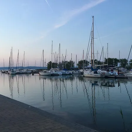 Marton Balatonszemes